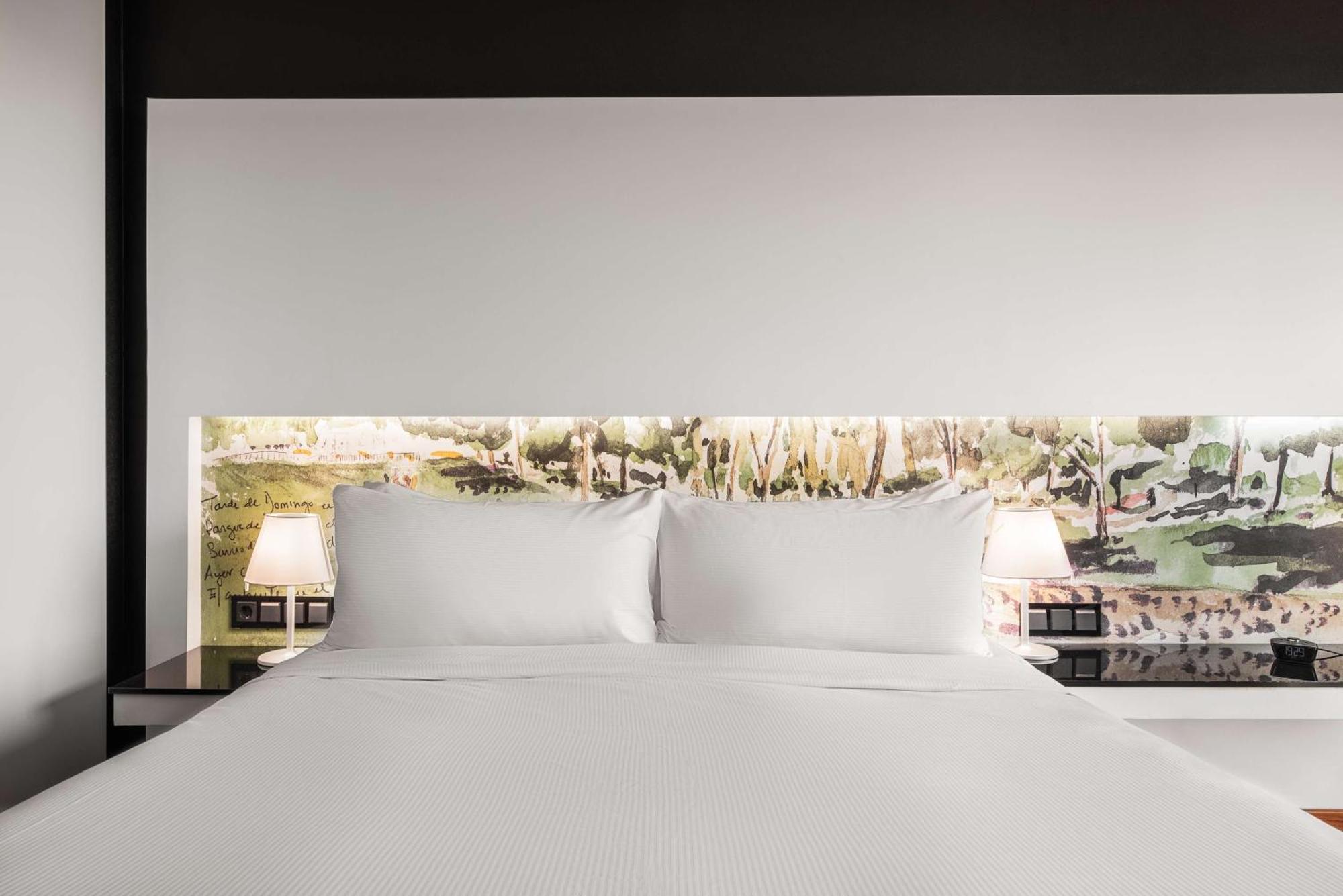 Hilton Madrid Airport Hotel Екстериор снимка
