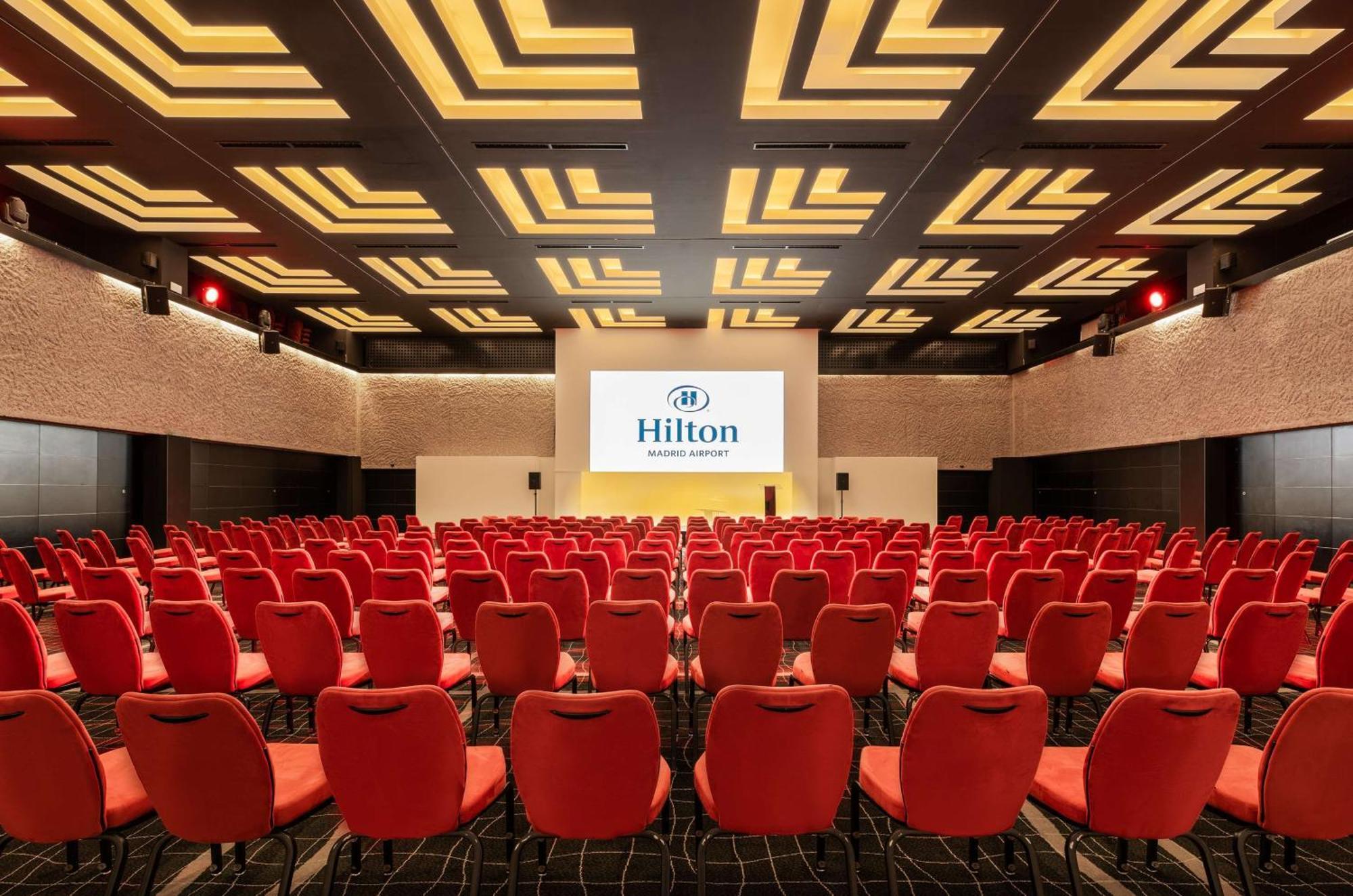 Hilton Madrid Airport Hotel Екстериор снимка