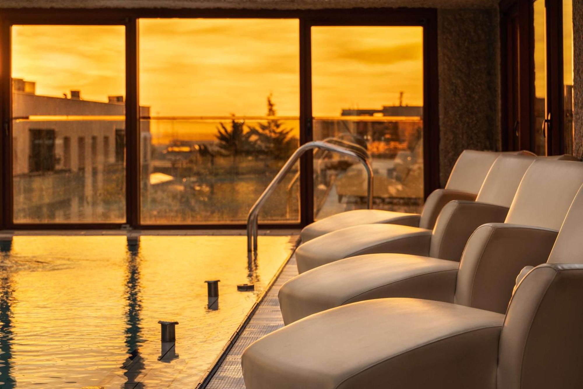 Hilton Madrid Airport Hotel Екстериор снимка